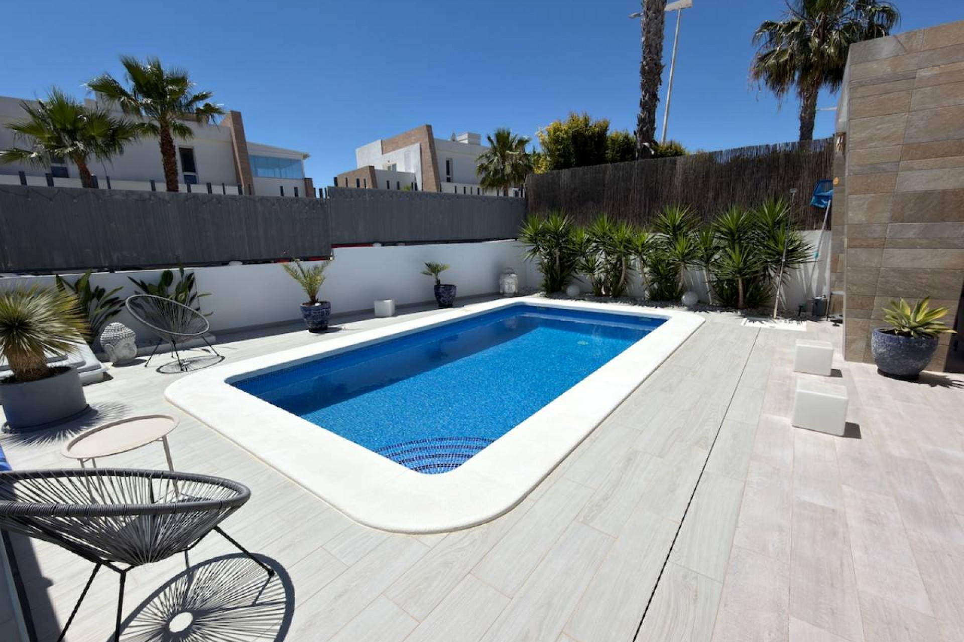 Resale - Villa -
La Finca Golf