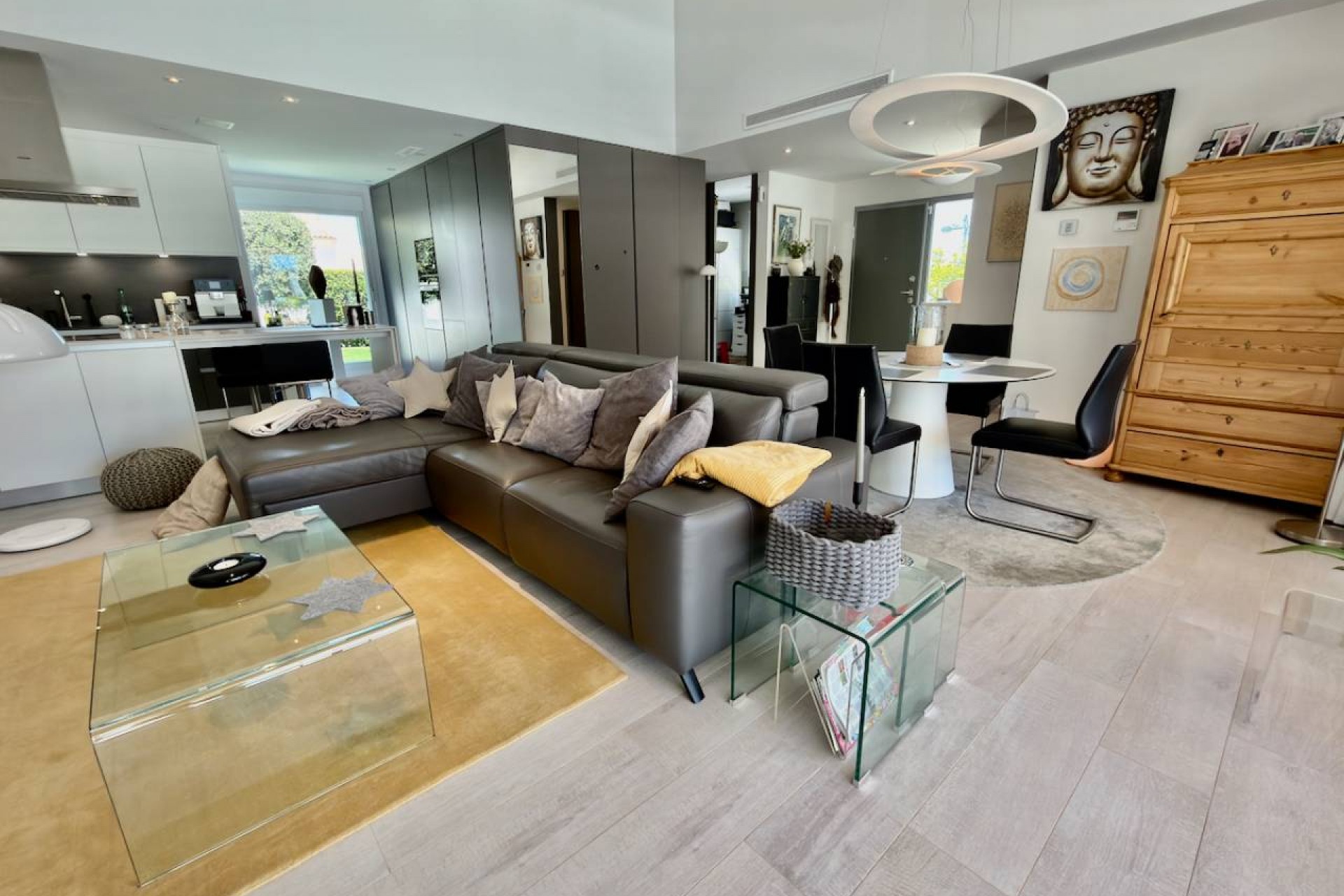 Resale - Villa -
La Finca Golf