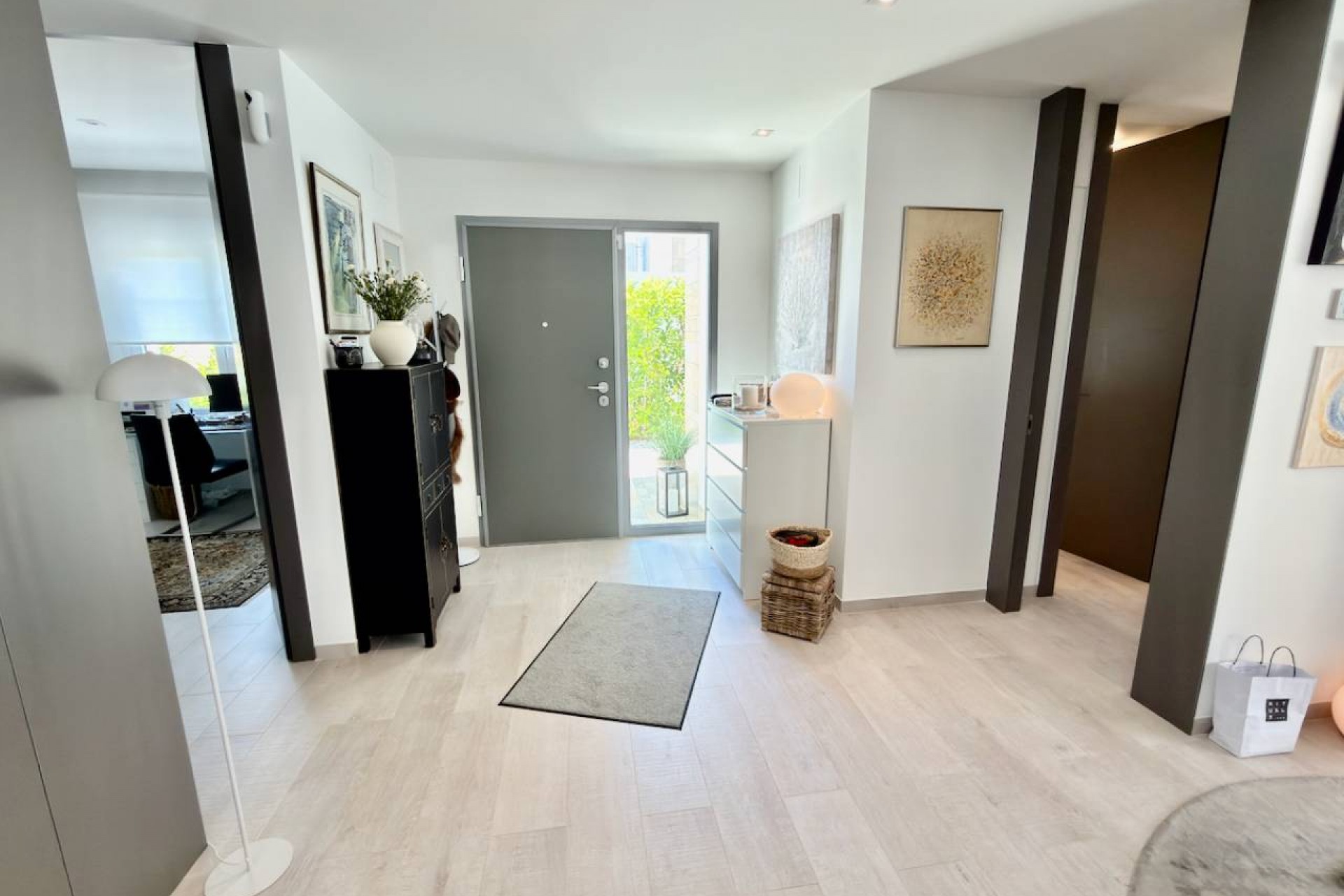 Resale - Villa -
La Finca Golf