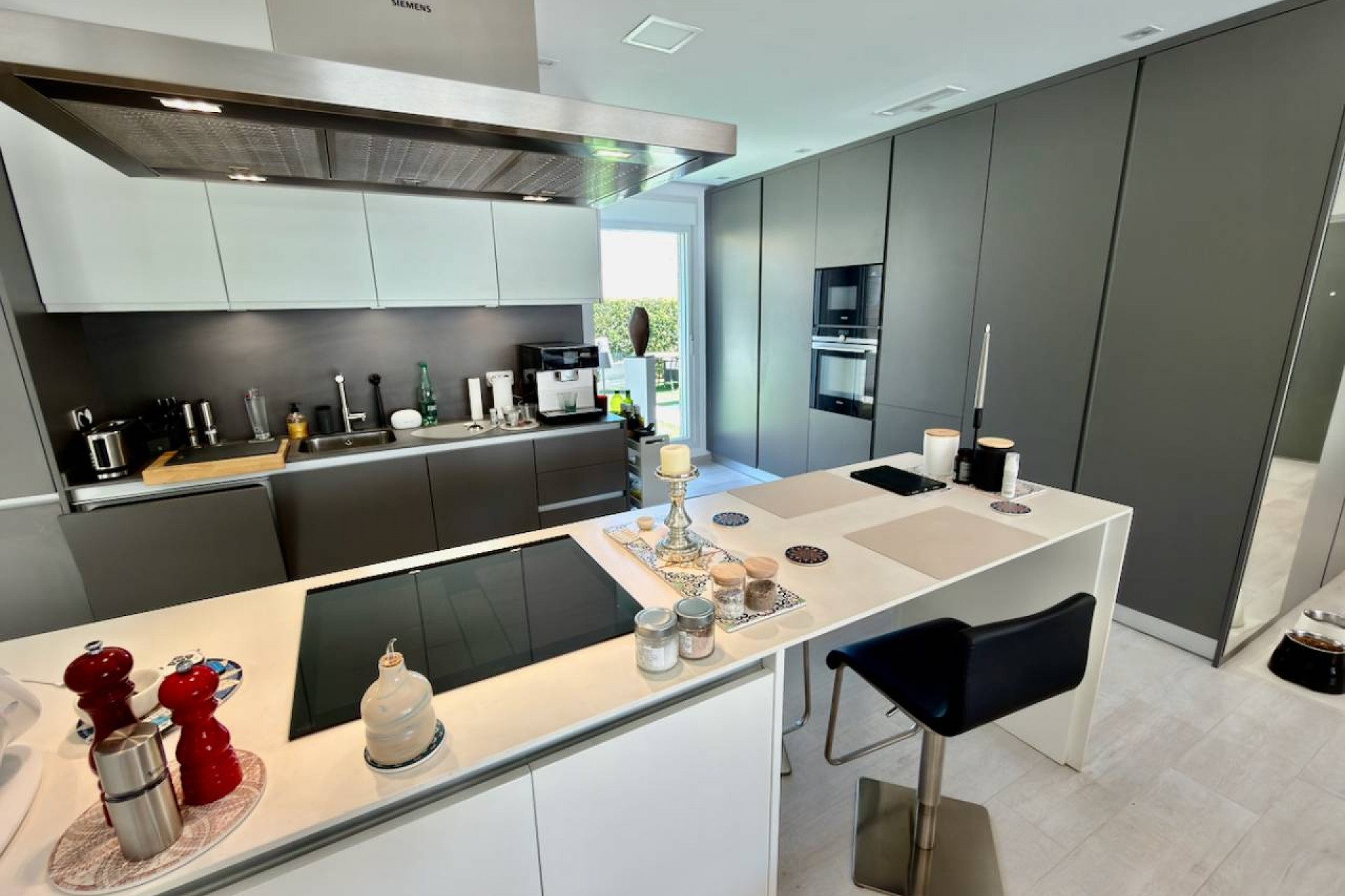 Resale - Villa -
La Finca Golf