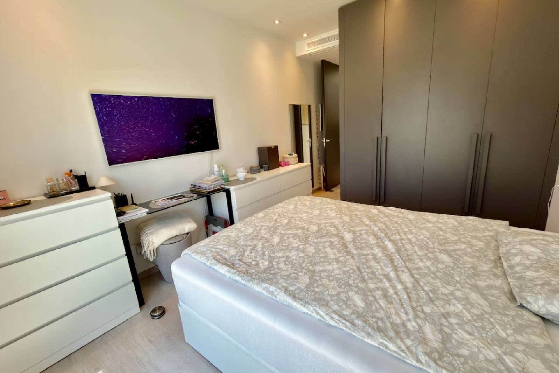 Resale - Villa -
La Finca Golf