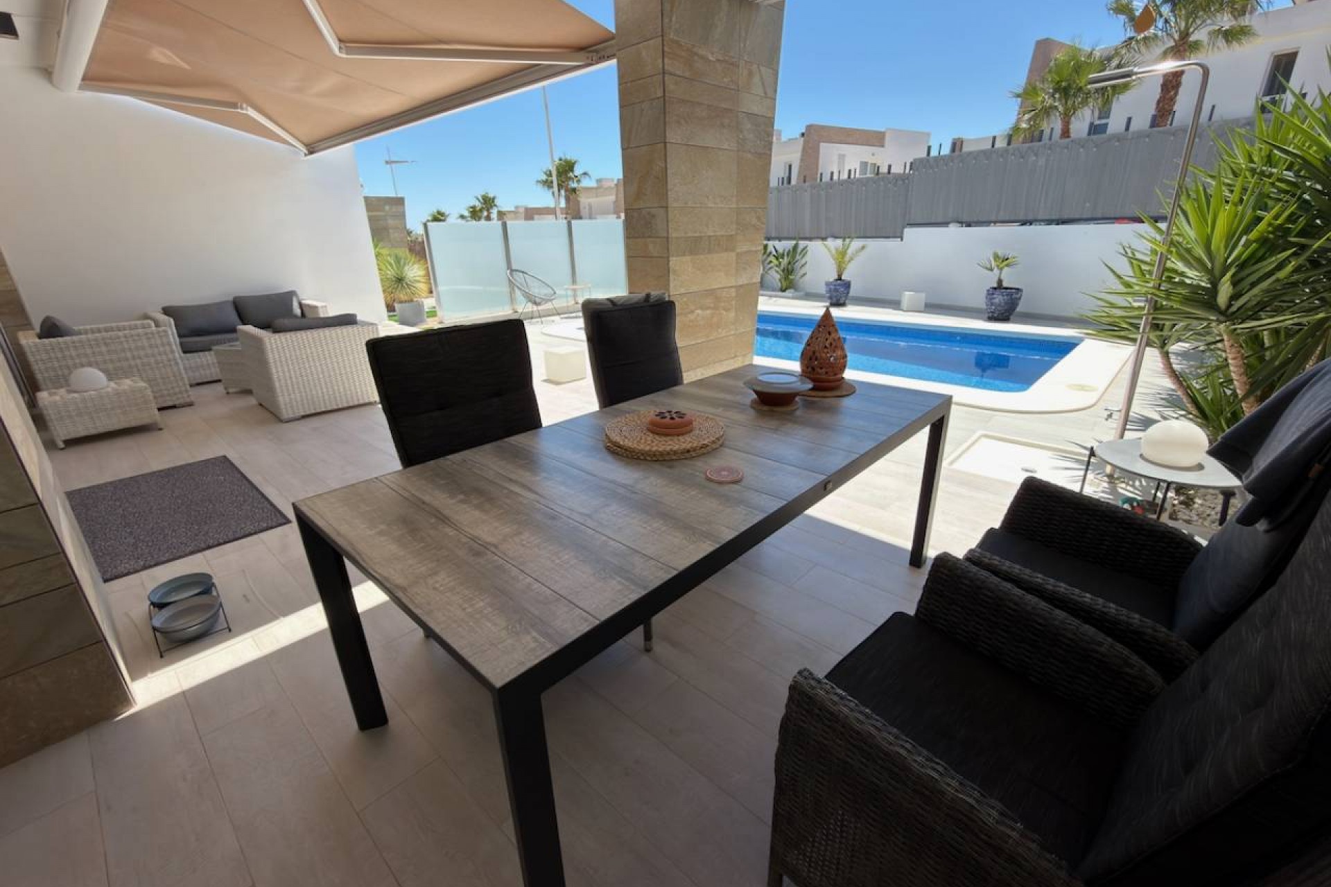 Resale - Villa -
La Finca Golf