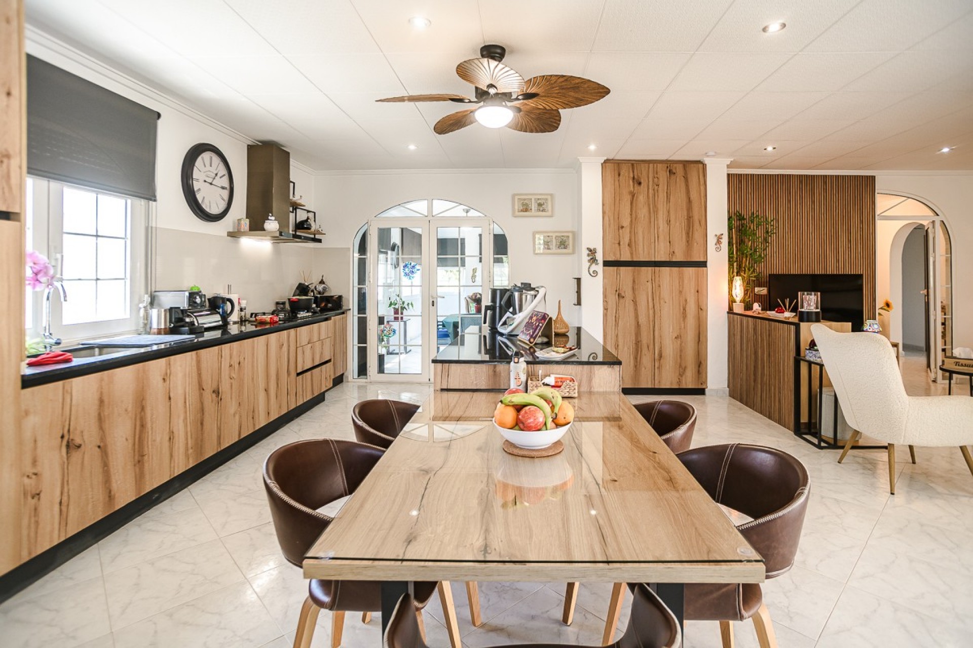 Resale - Villa -
La Marina