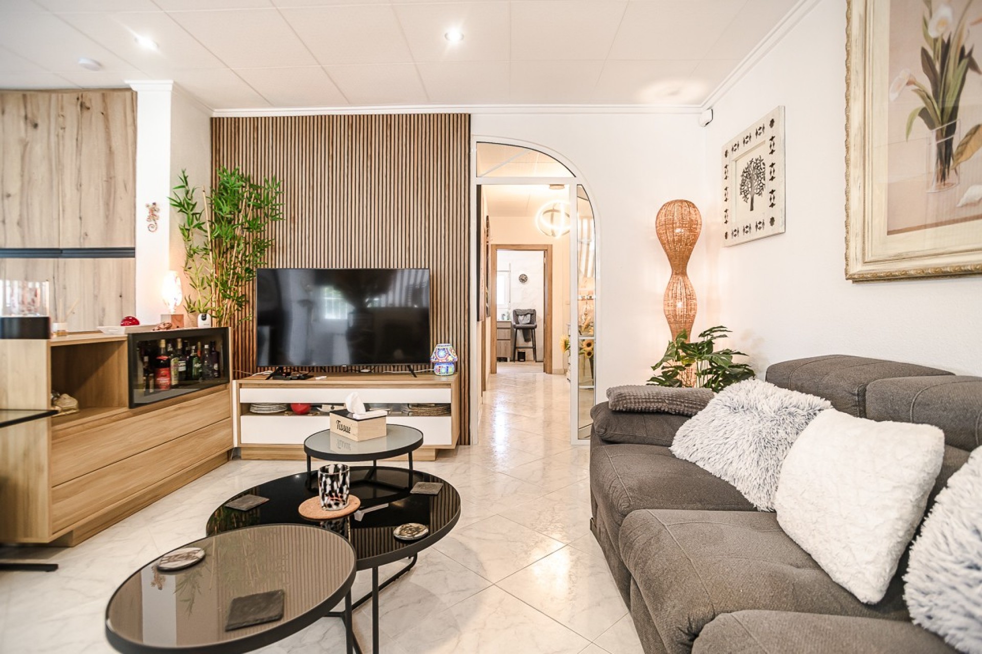 Resale - Villa -
La Marina