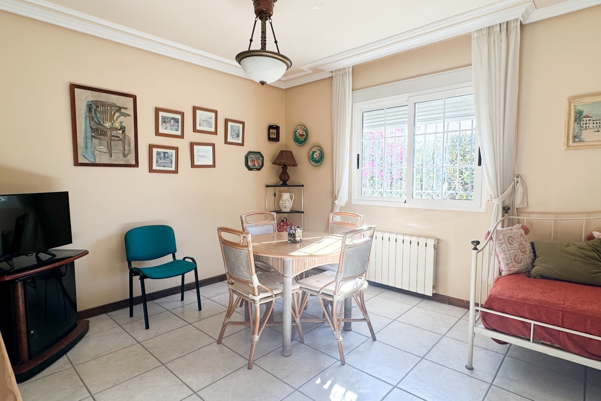 Resale - Villa -
La Mata