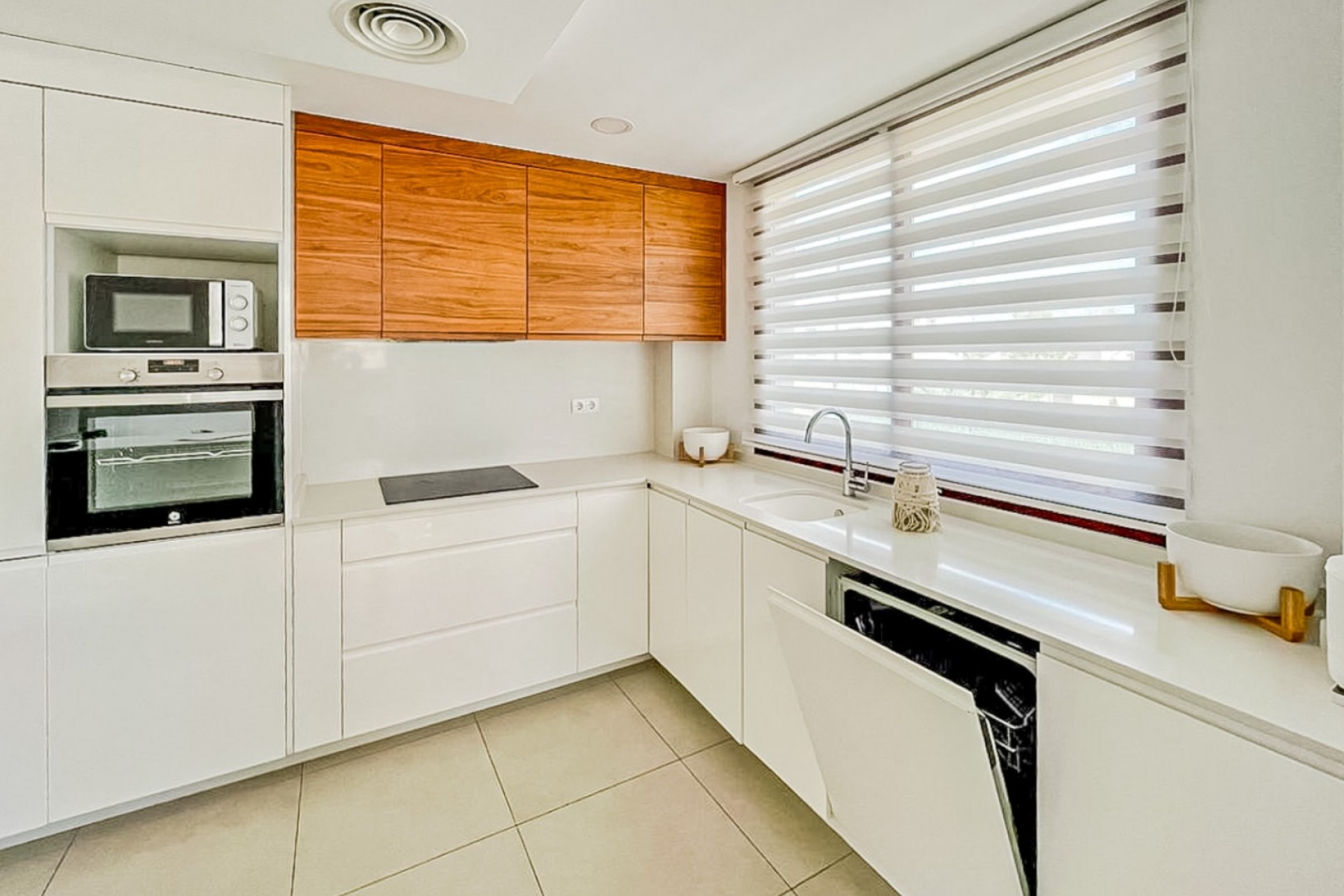 Resale - Villa -
La Nucía - Montebello - Nou Espai