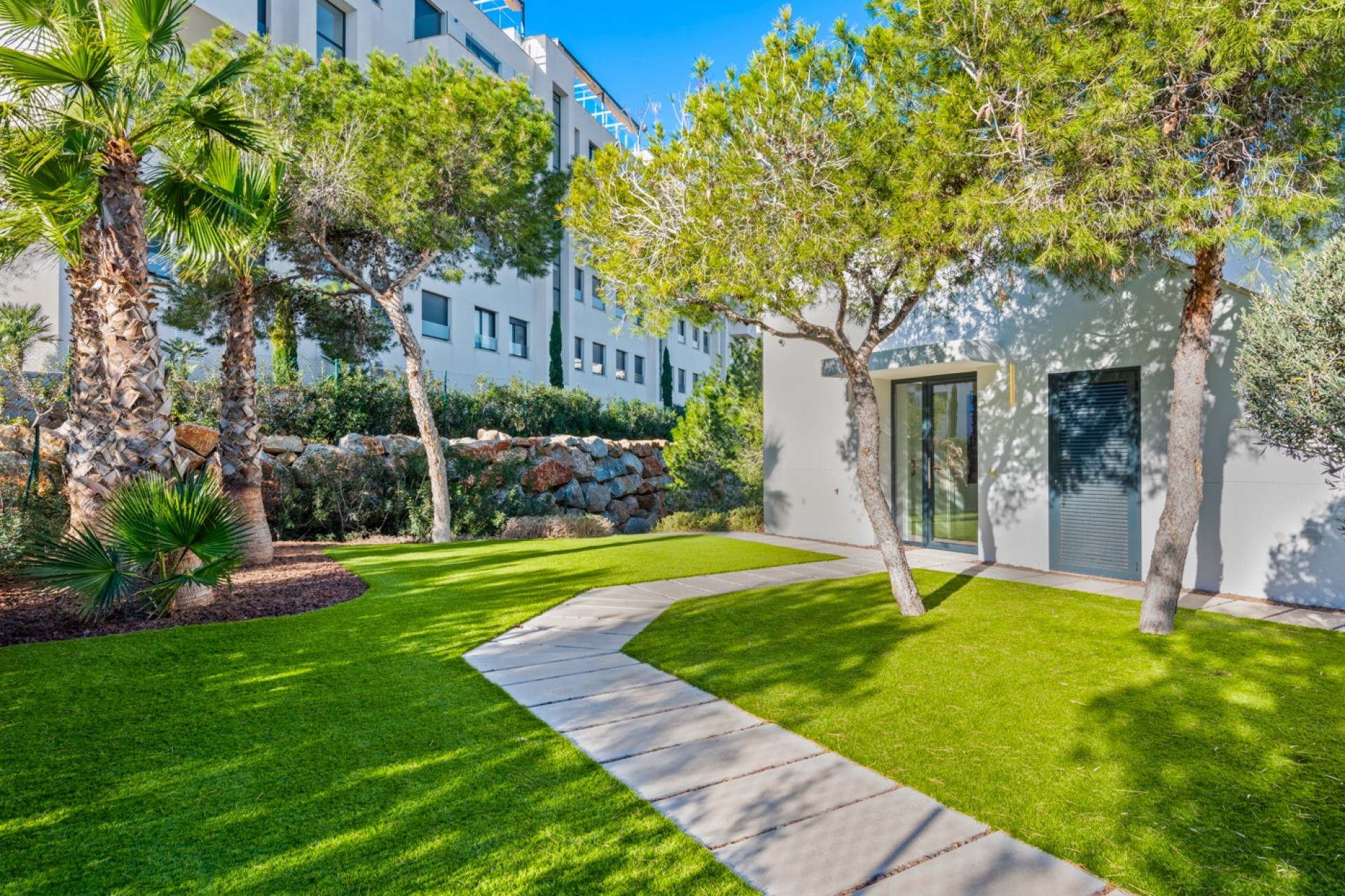 Resale - Villa -
Las Colinas Golf Resort - Las Colinas golf