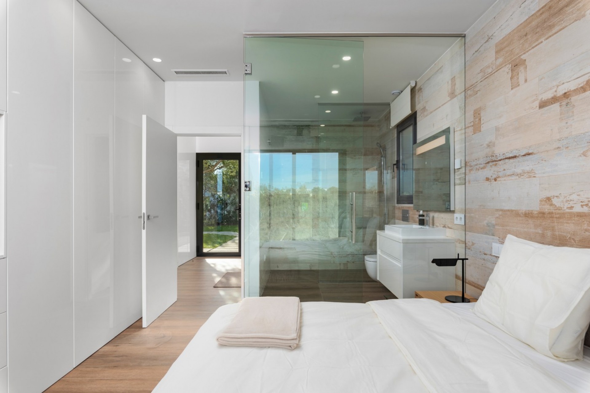 Resale - Villa -
Las Colinas Golf Resort - Las Colinas golf