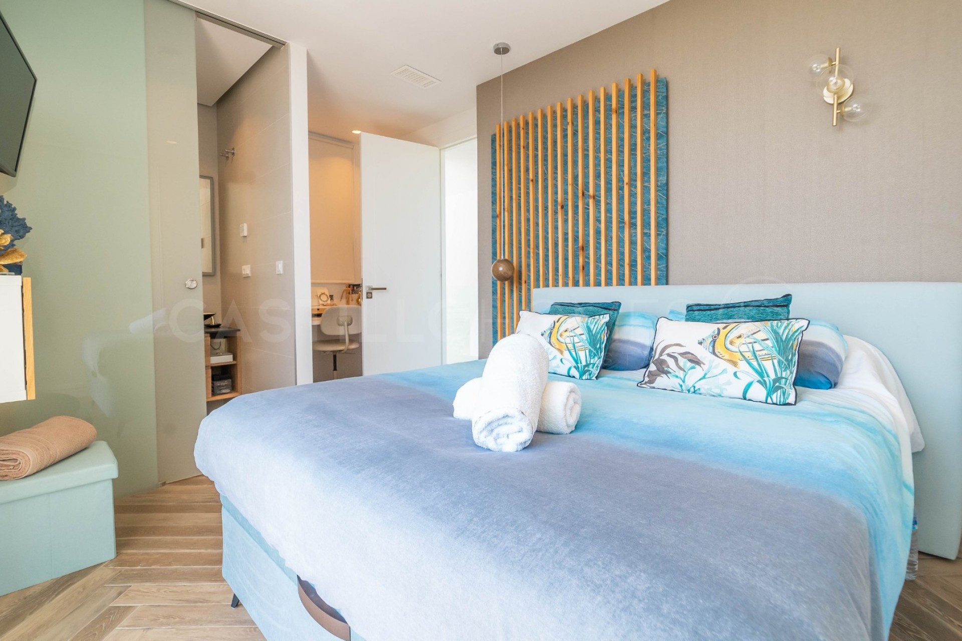 Resale - Villa -
Las colinas - Las colinas golf