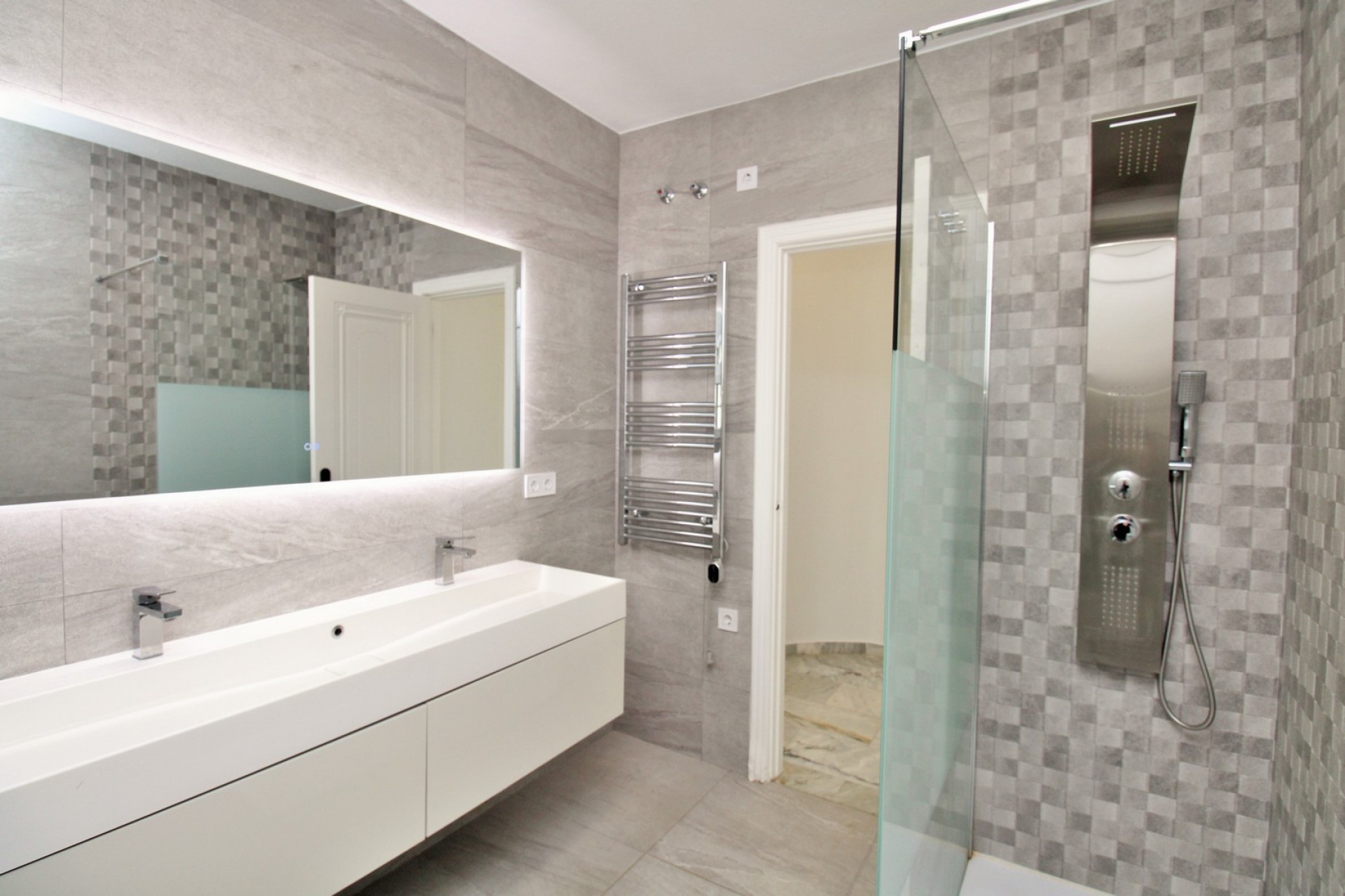 Resale - Villa -
Las Ramblas