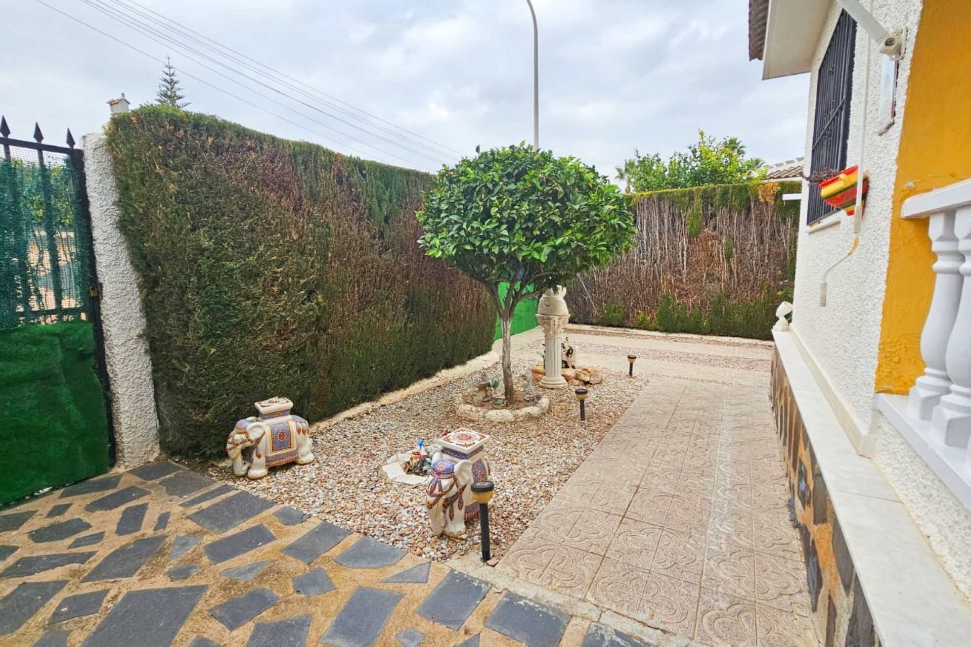 Resale - Villa -
Los Alcazares - Los Alcázares