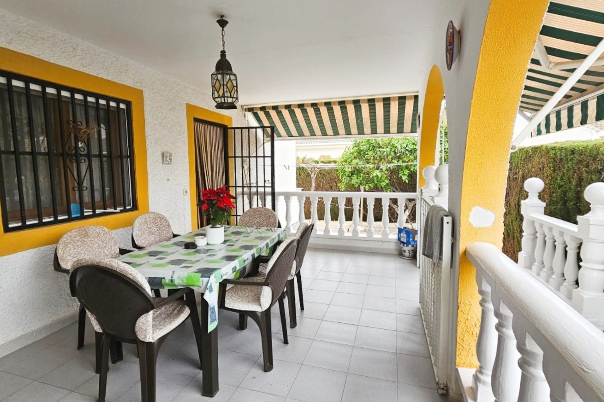 Resale - Villa -
Los Alcazares - Los Alcázares
