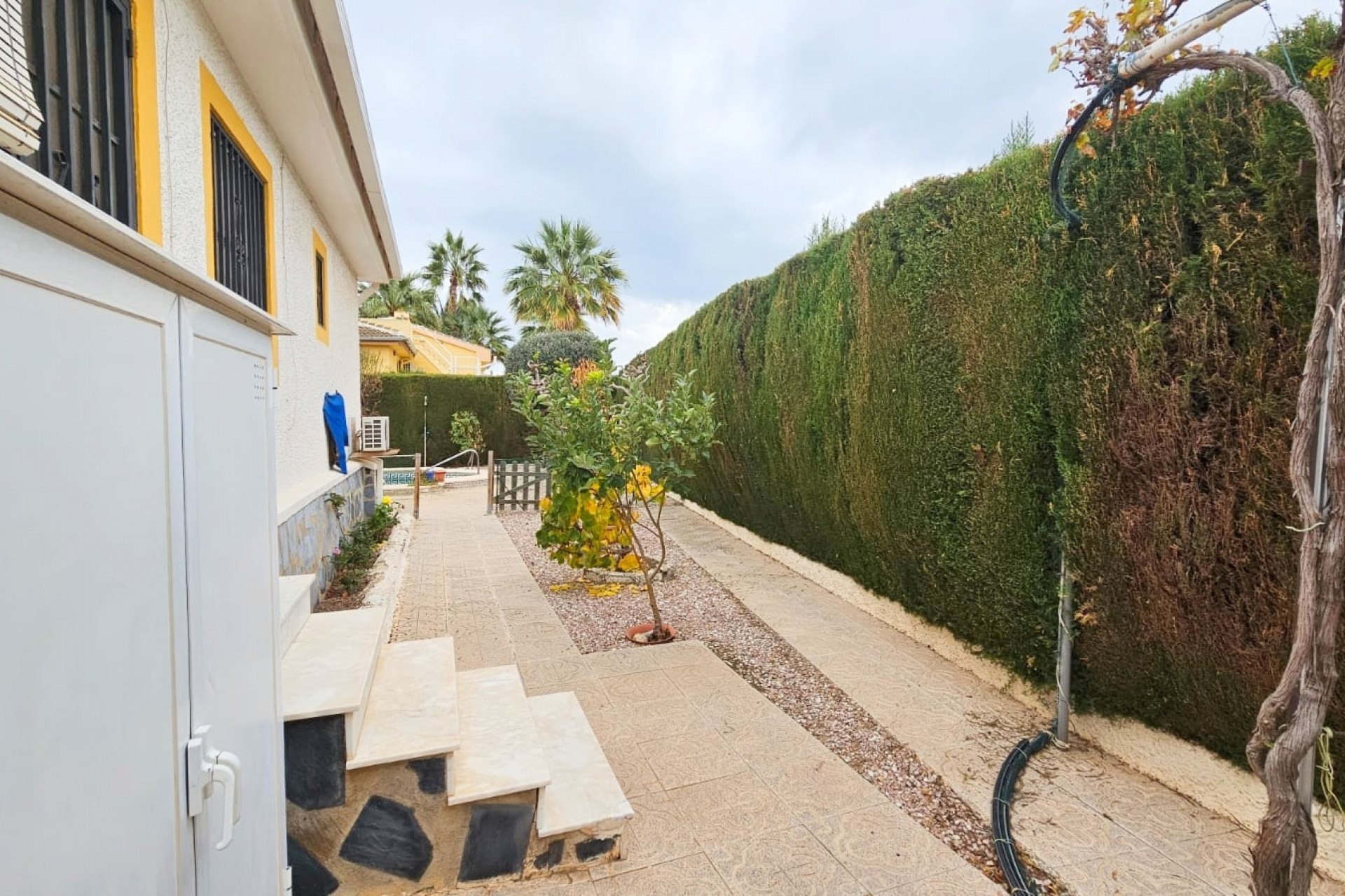 Resale - Villa -
Los Alcazares - Los Alcázares