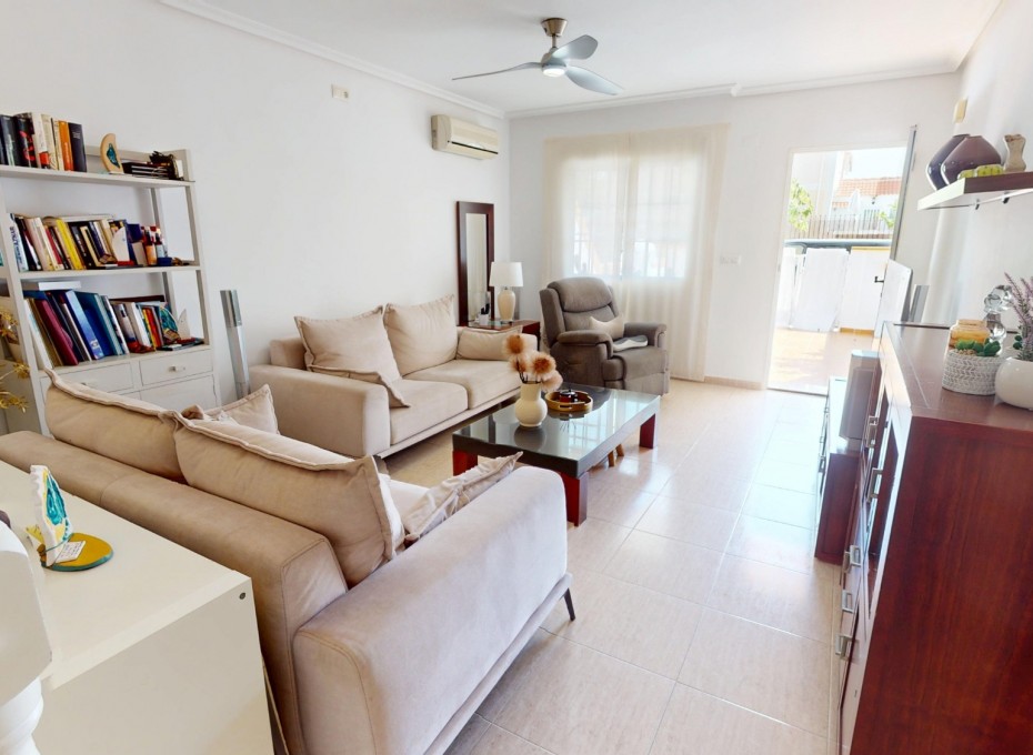 Resale - Villa -
Los Alcazares - Los Alcázares