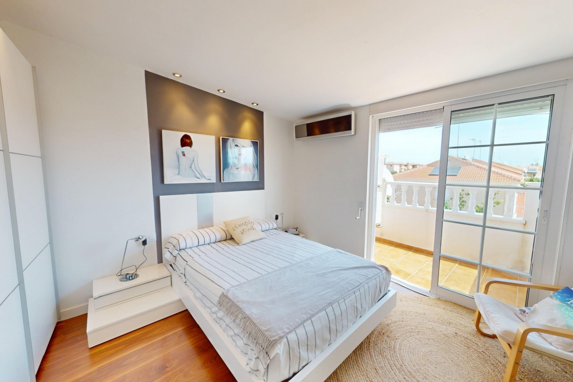 Resale - Villa -
Los Alcazares - Los Alcázares