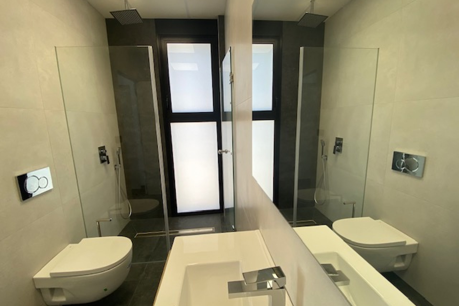 Resale - Villa -
Los Balcones - Los Altos