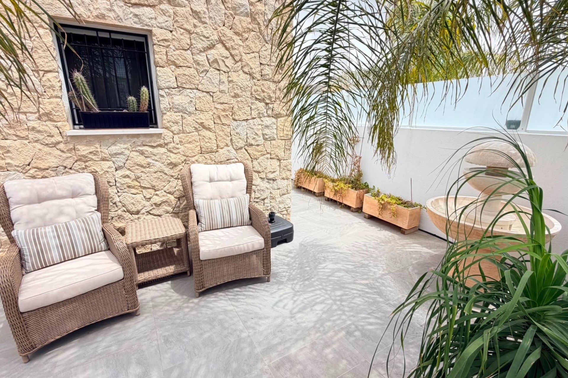 Resale - Villa -
Los Montesinos - La Herrada
