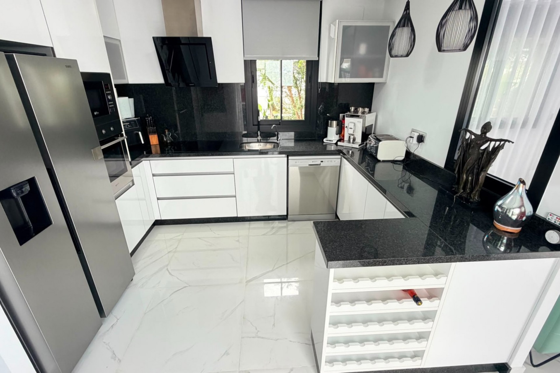 Resale - Villa -
Los Montesinos - La Herrada