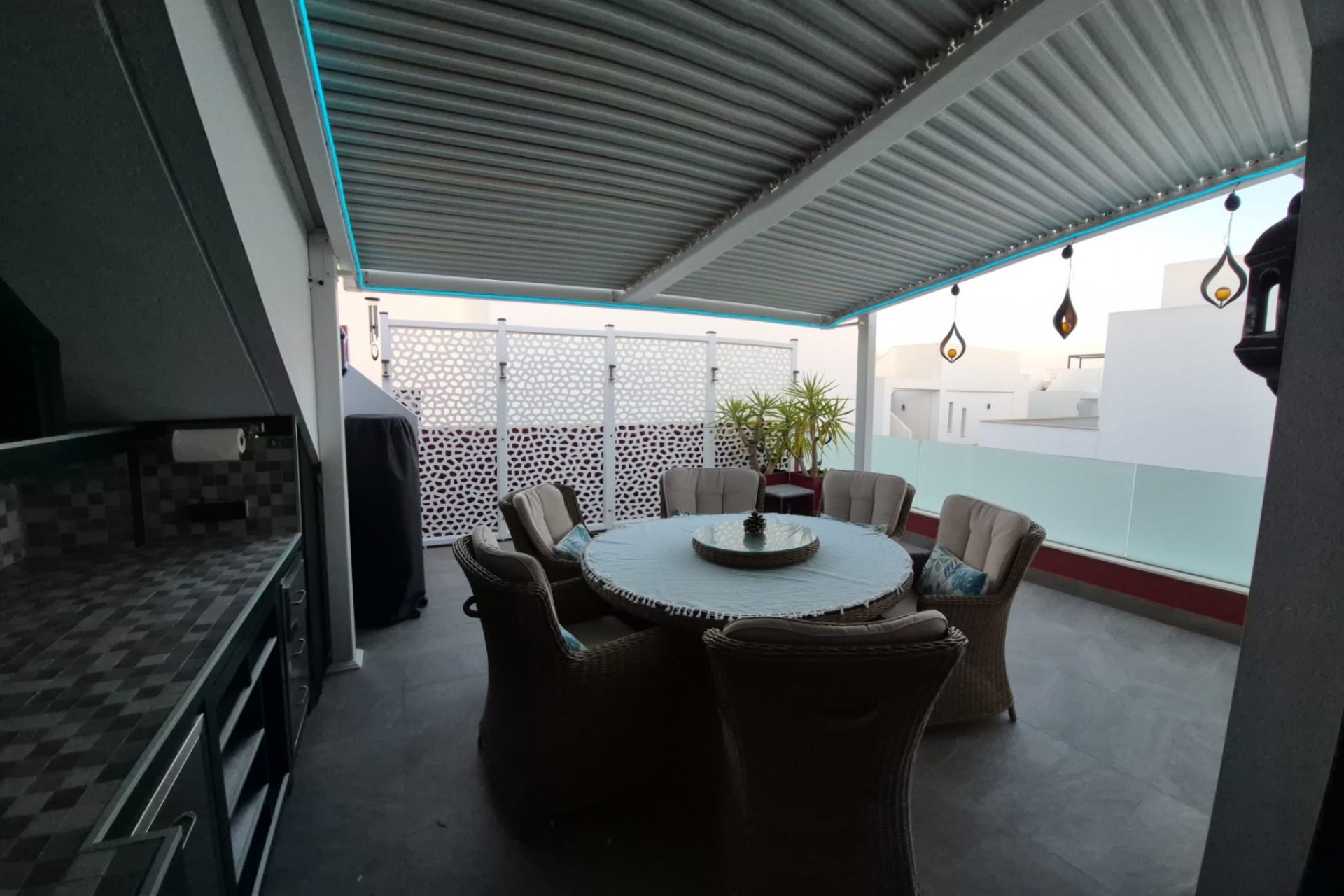 Resale - Villa -
Los Montesinos - La Herrada