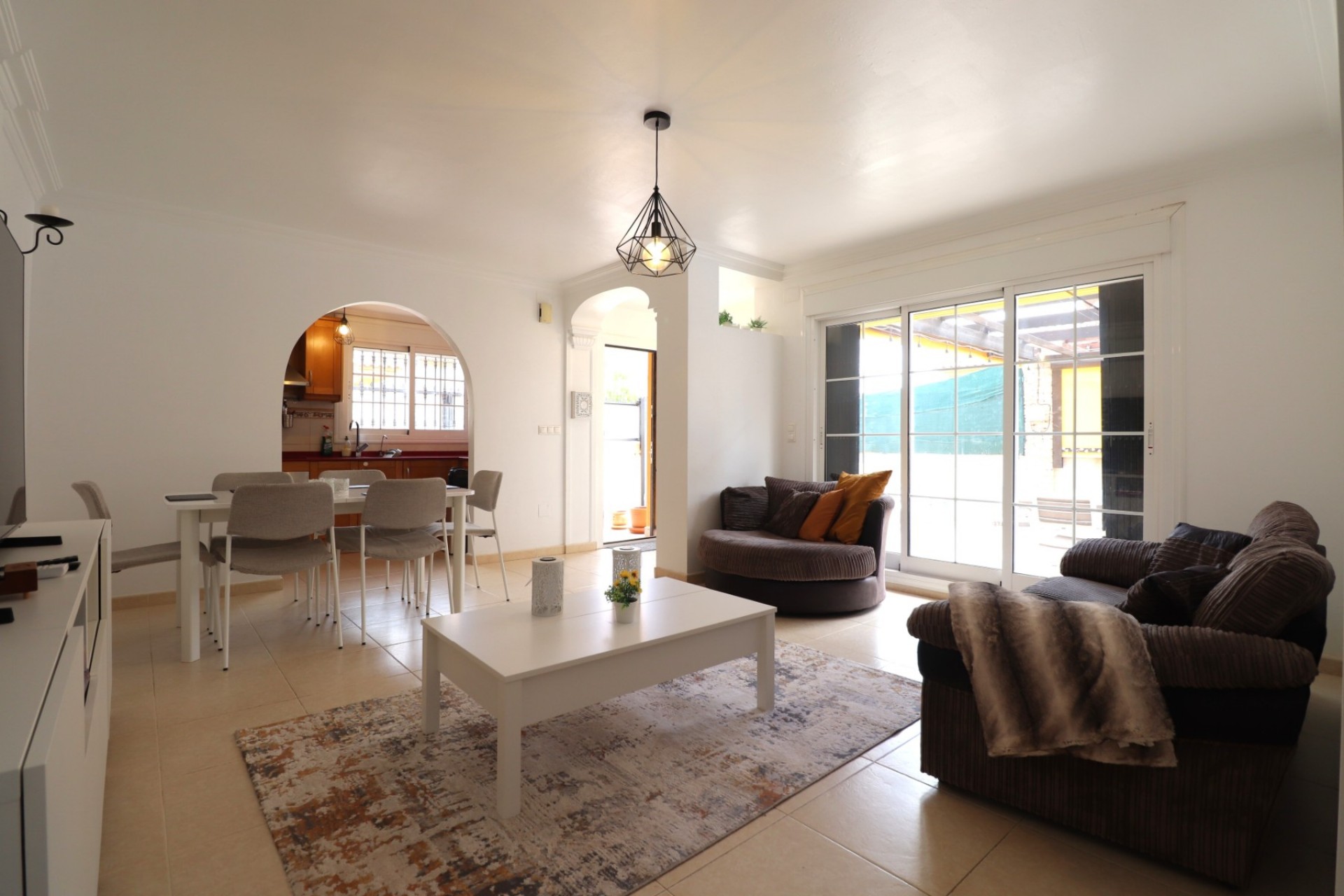 Resale - Villa -
Los Montesinos - La Herrada