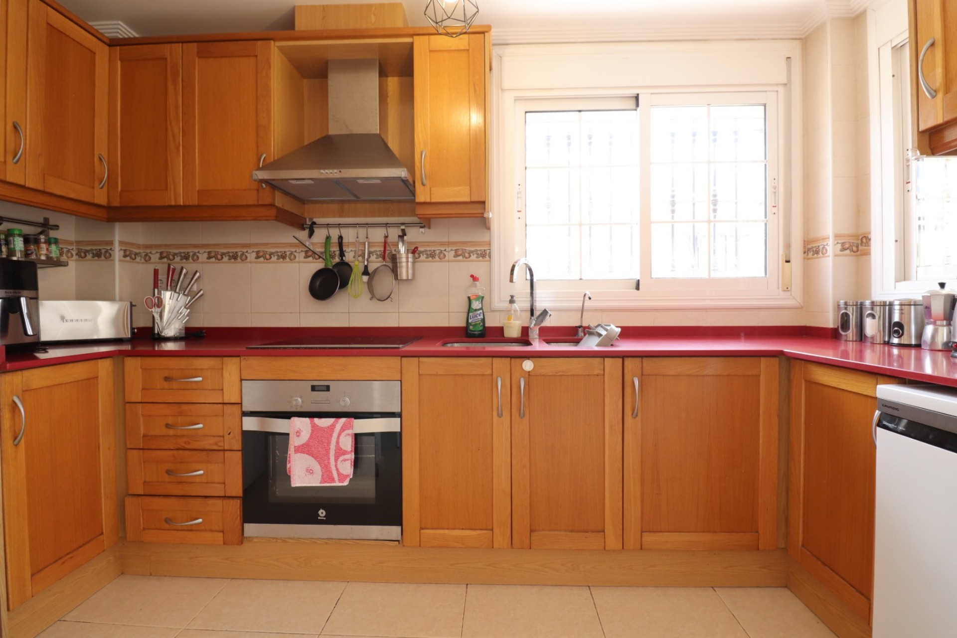 Resale - Villa -
Los Montesinos - La Herrada