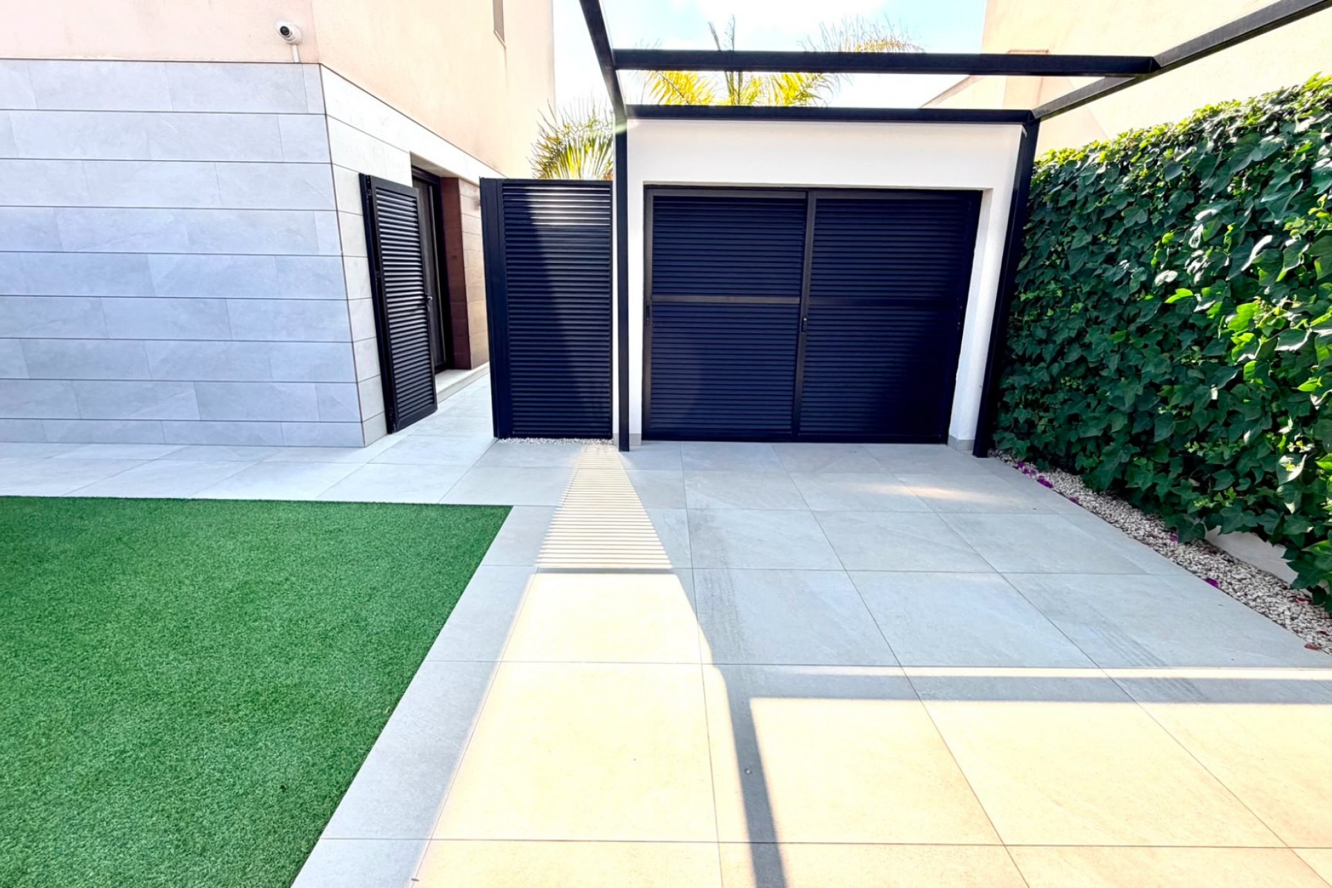Resale - Villa -
Los Montesinos - La Herrada
