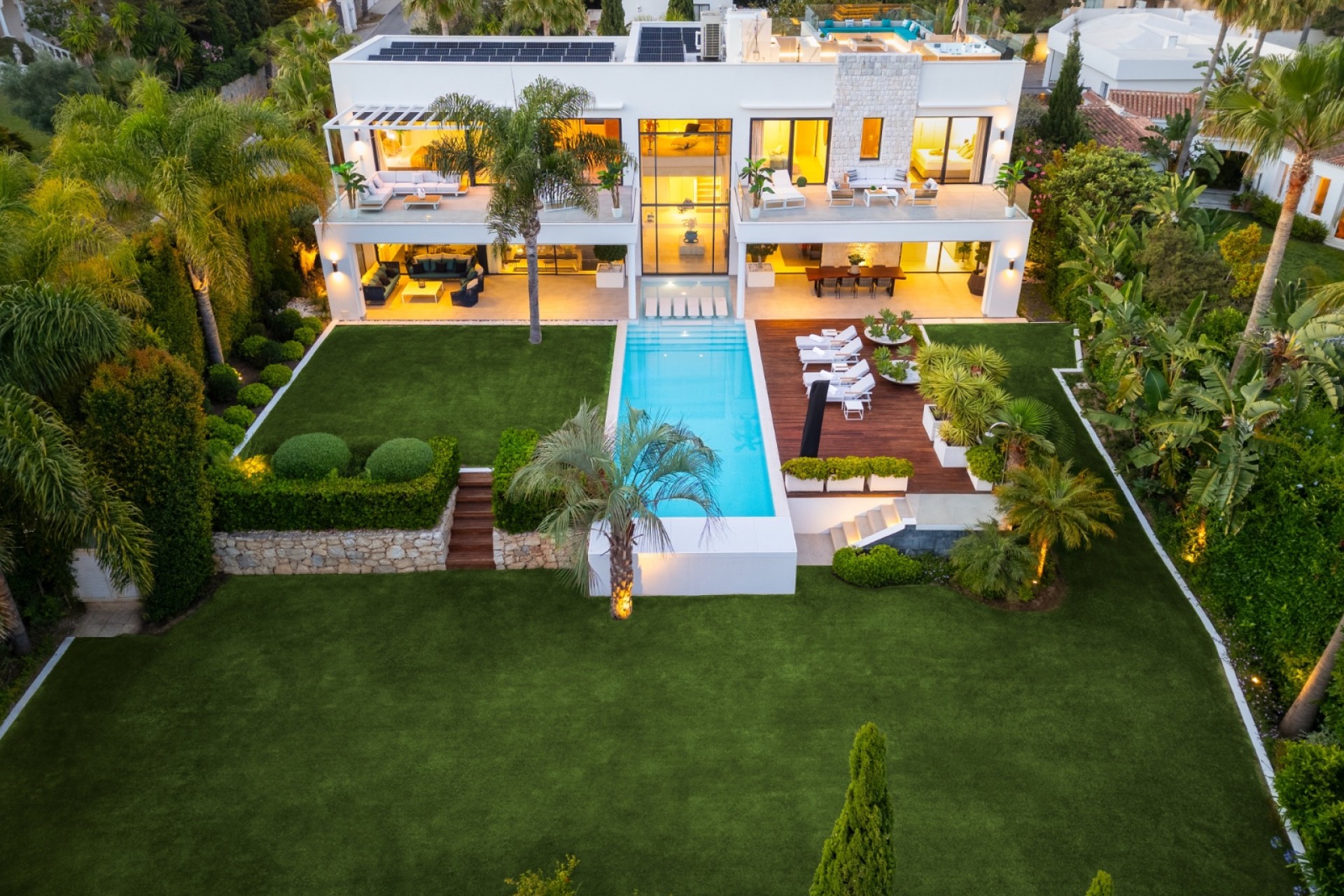 Resale - Villa -
Marbella - East Marbella