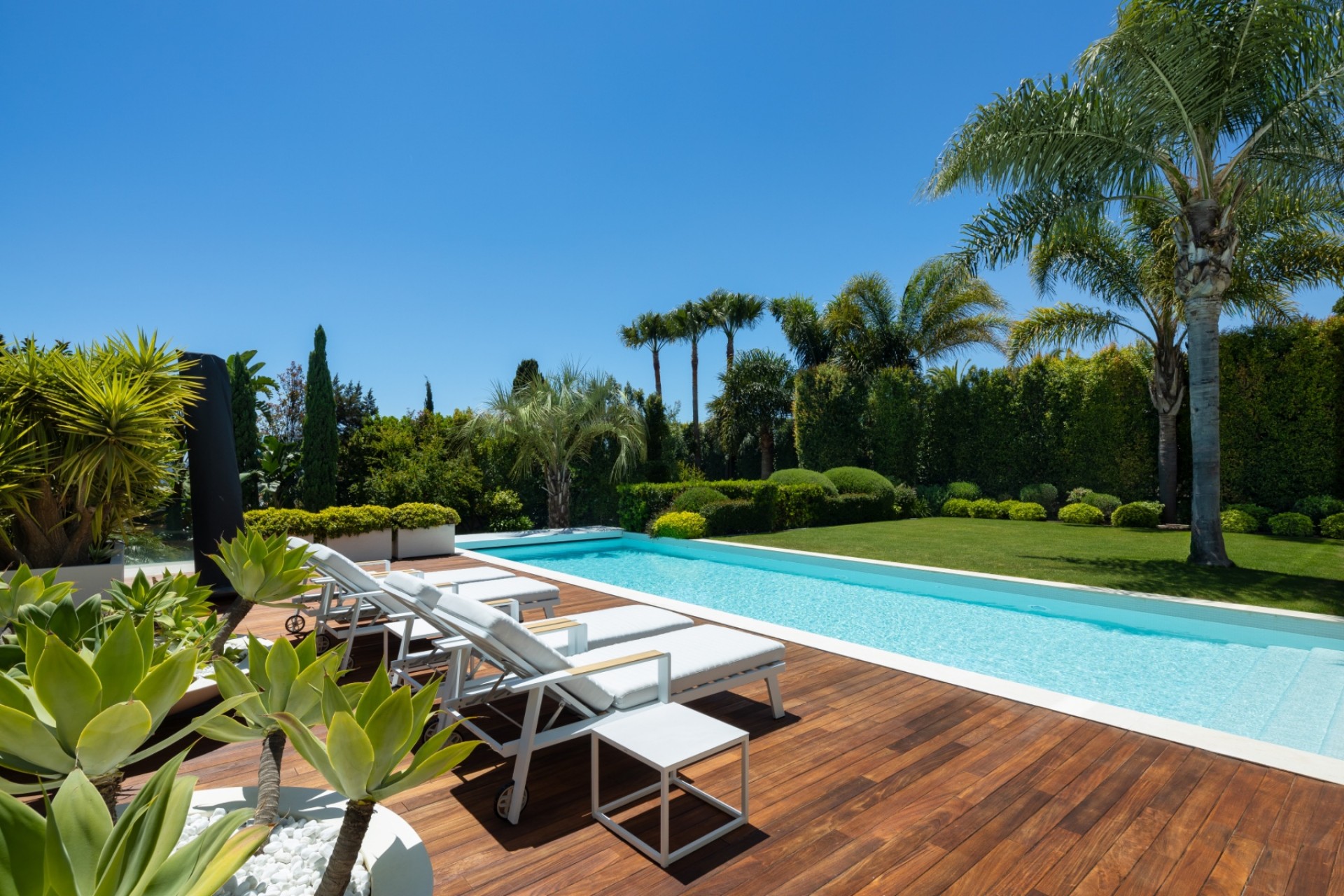 Resale - Villa -
Marbella - East Marbella
