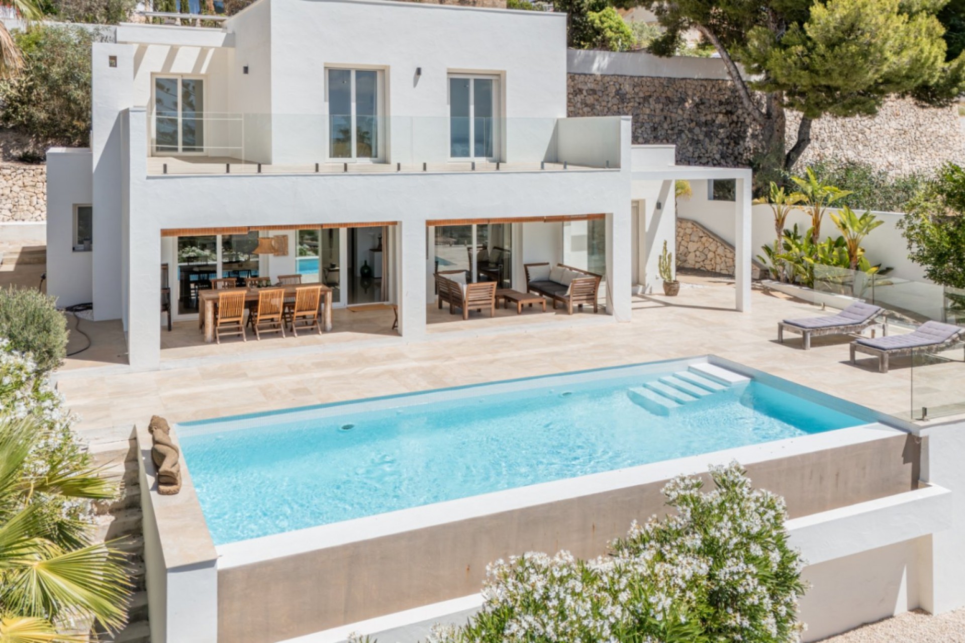 Resale - Villa -
Moraira - Benimeit