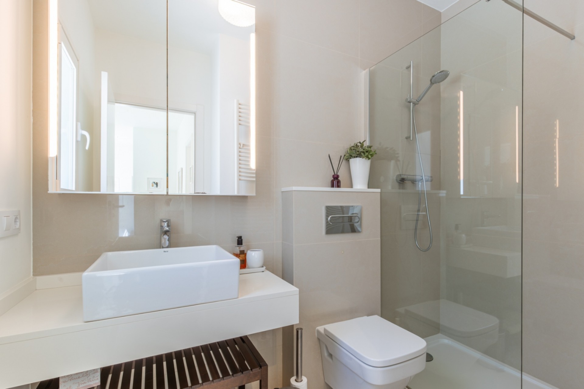 Resale - Villa -
Moraira - Benimeit
