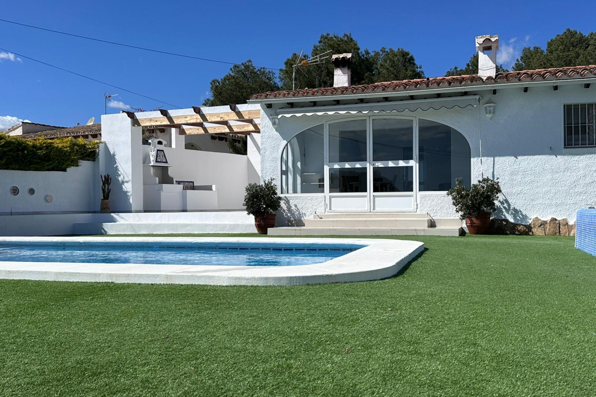 Resale - Villa -
Moraira - La sabatera