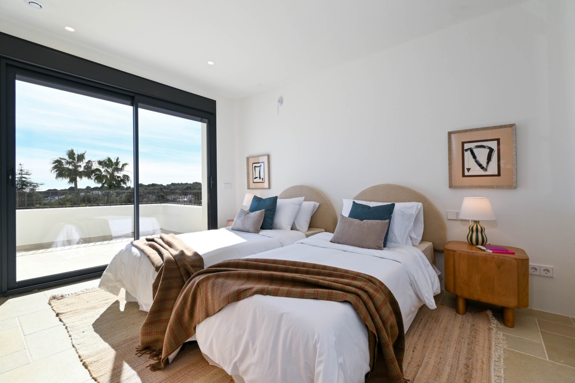 Resale - Villa -
Moraira - Pinar del Advocat