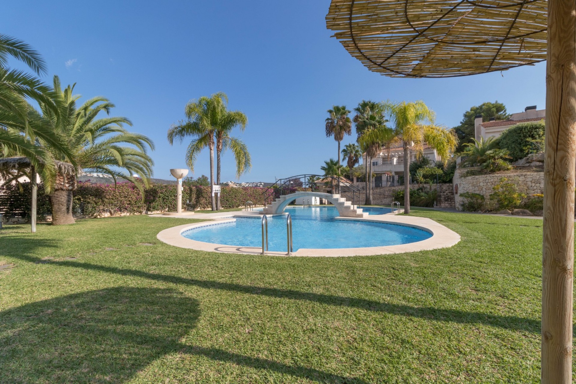 Resale - Villa -
Moraira - Sabatera