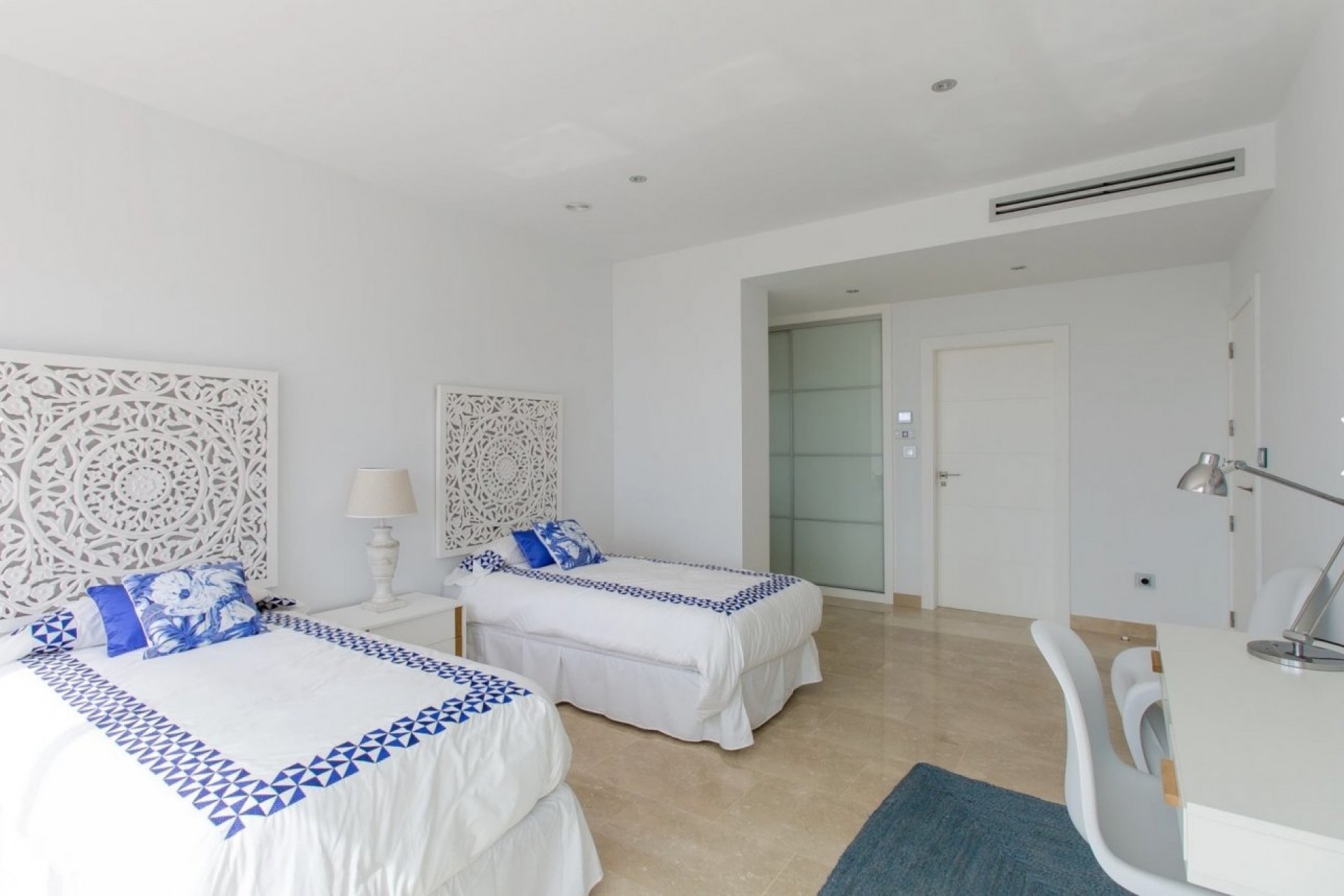 Resale - Villa -
Moraira