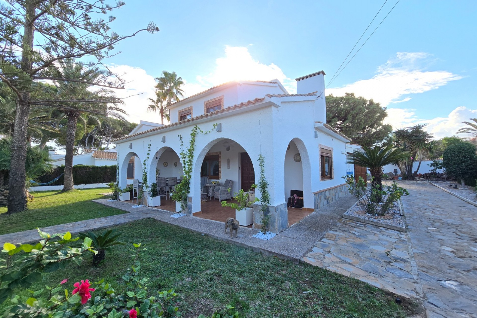Resale - Villa -
Orihuela Costa - Cabo Roig