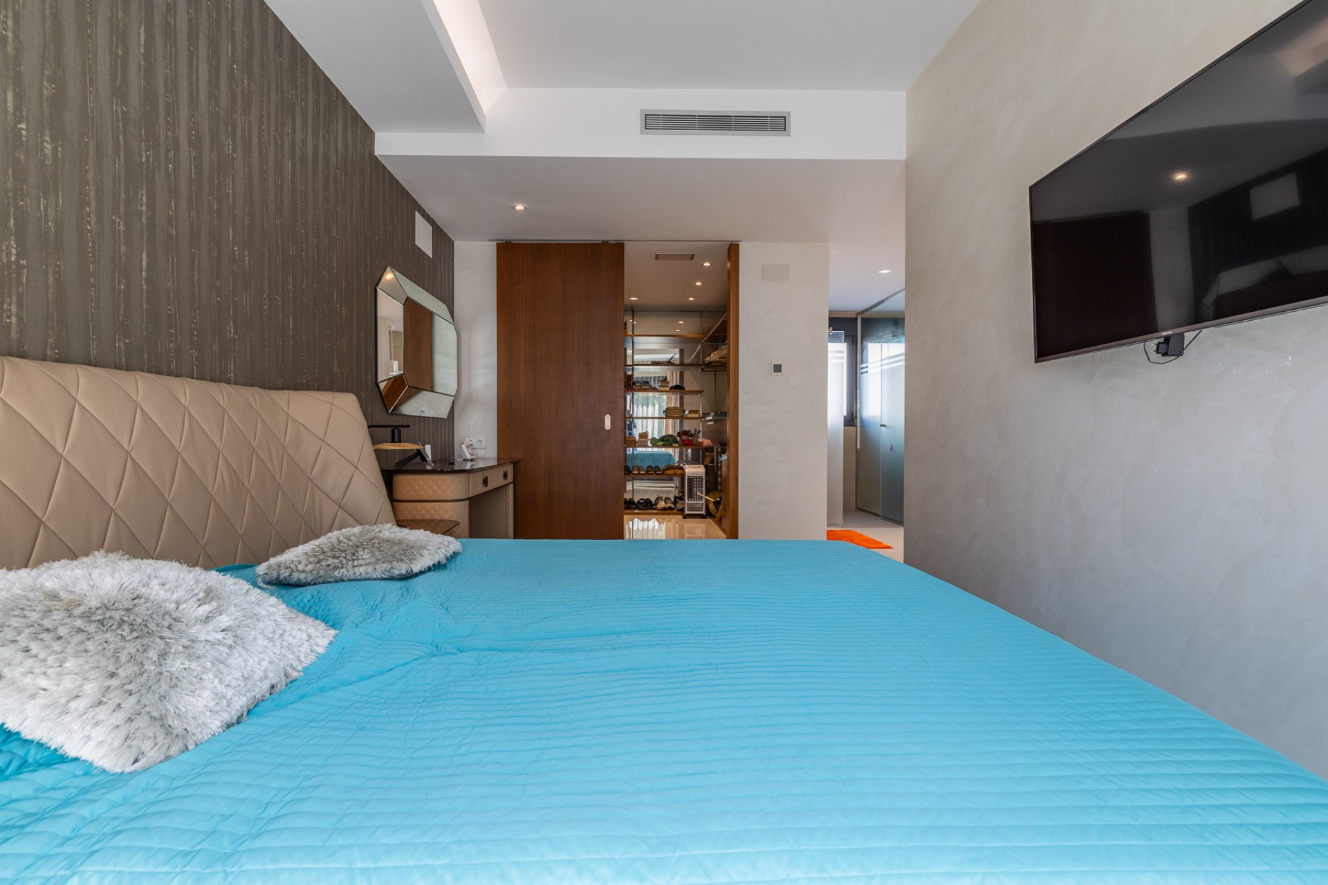 Resale - Villa -
Orihuela Costa - Campoamor