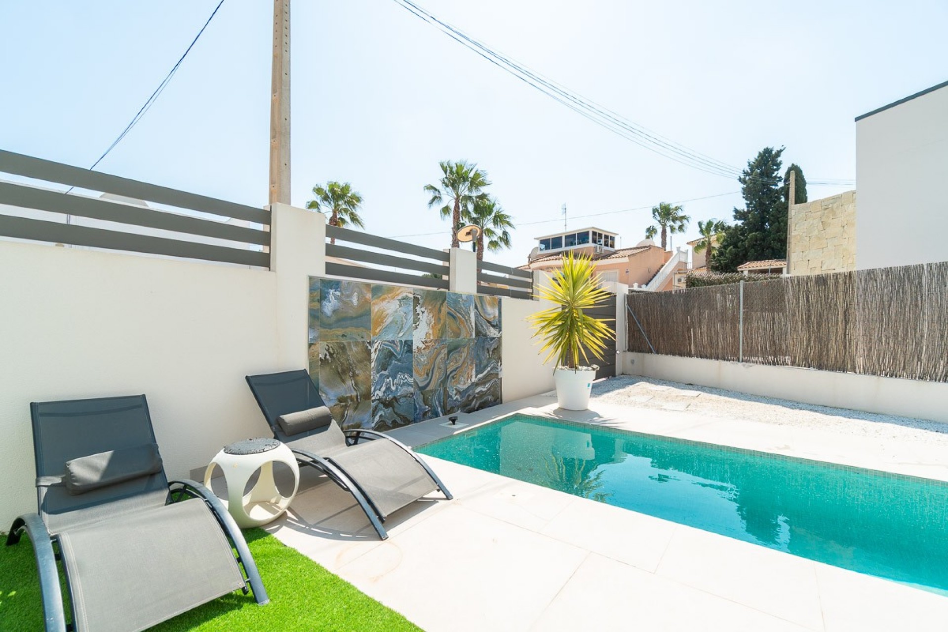 Resale - Villa -
Orihuela Costa - Costa Blanca