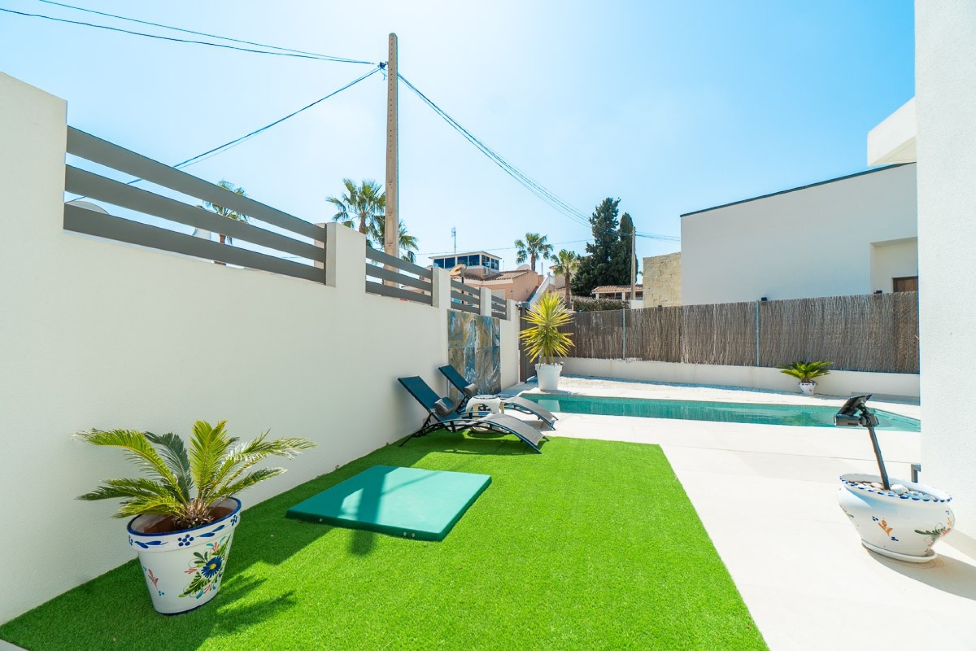 Resale - Villa -
Orihuela Costa - Costa Blanca