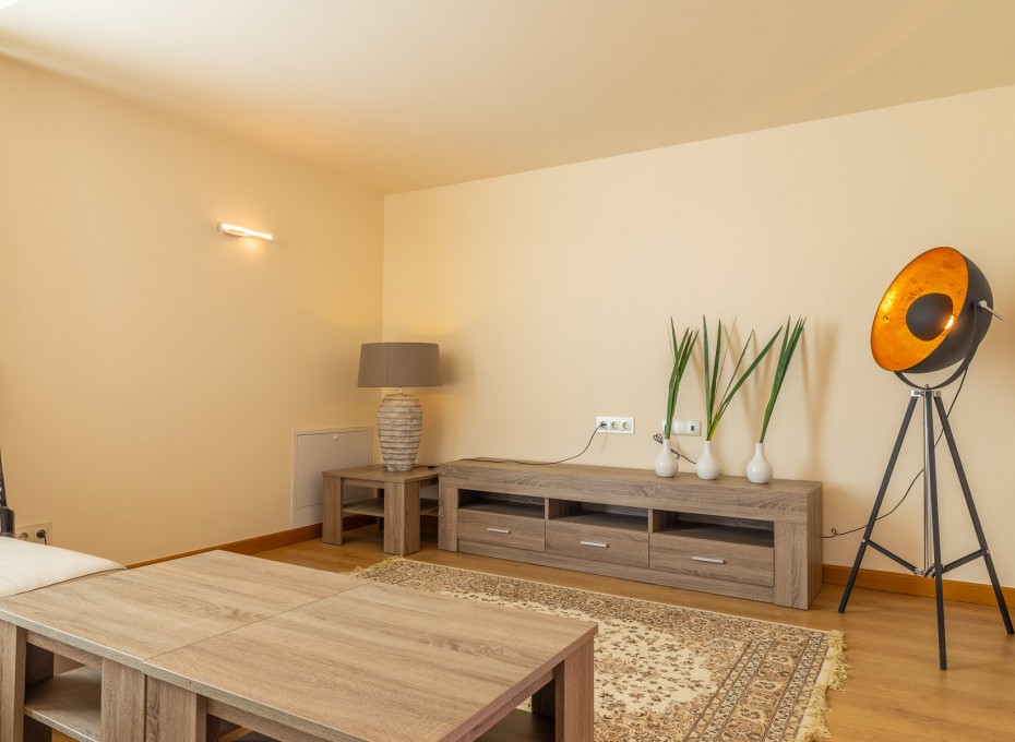 Resale - Villa -
Orihuela Costa - La Zenia