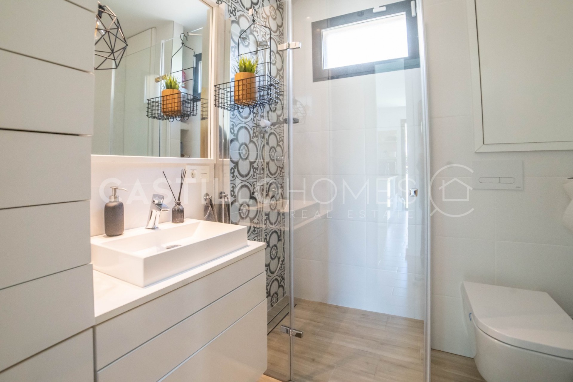 Resale - Villa -
Orihuela Costa - La Zenia