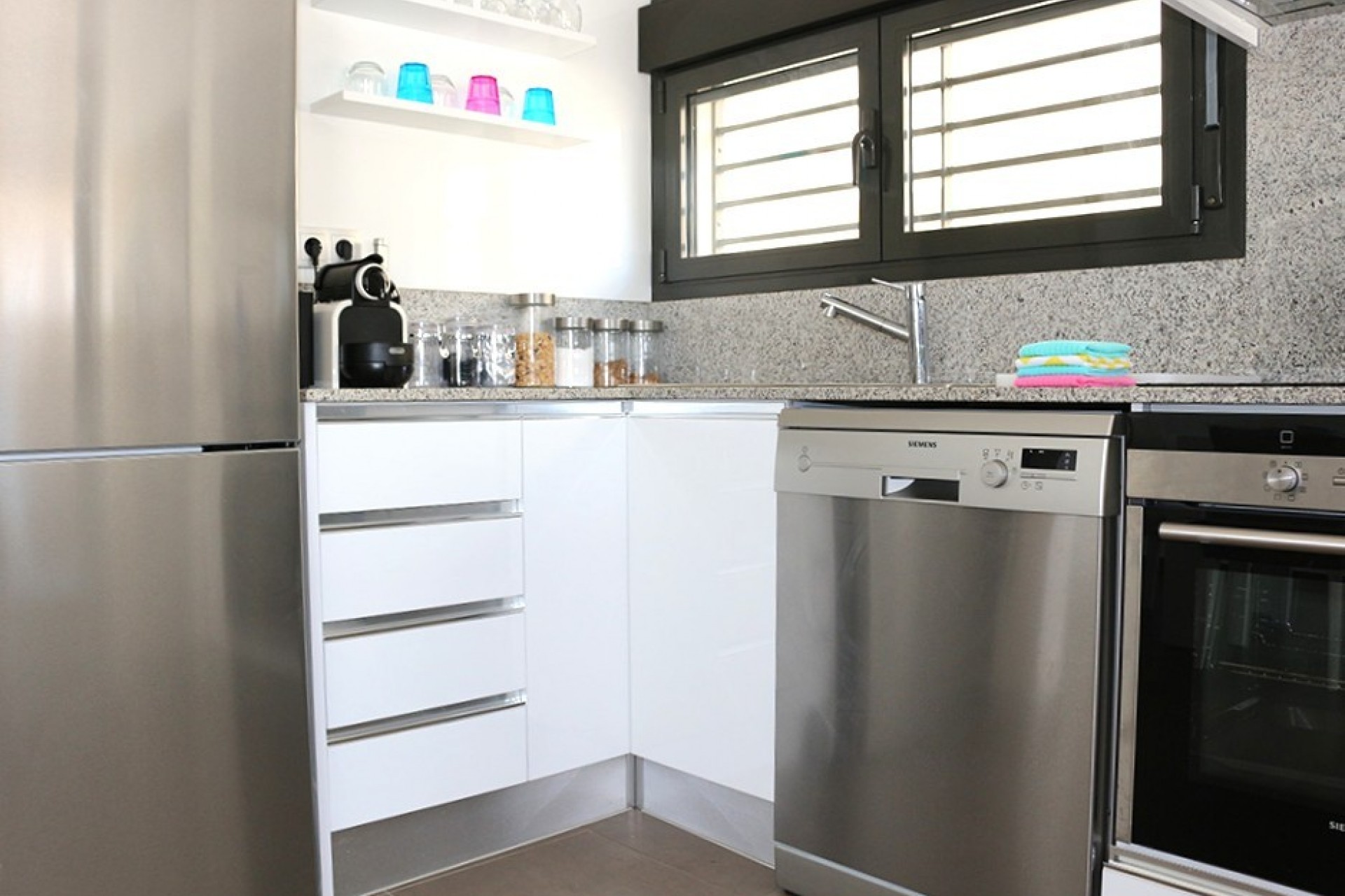 Resale - Villa -
Orihuela Costa - La Zenia