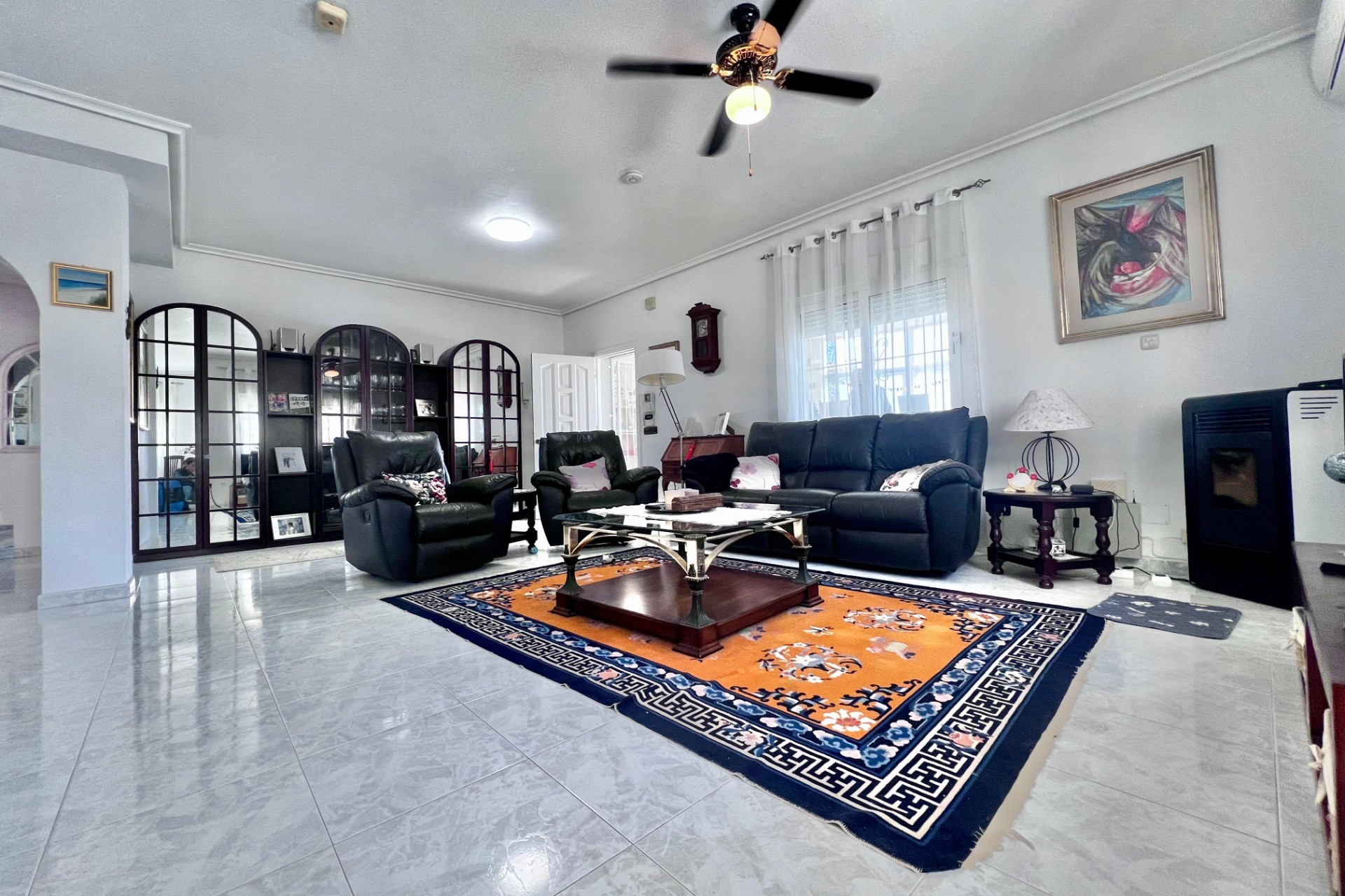 Resale - Villa -
Orihuela Costa - La Zenia