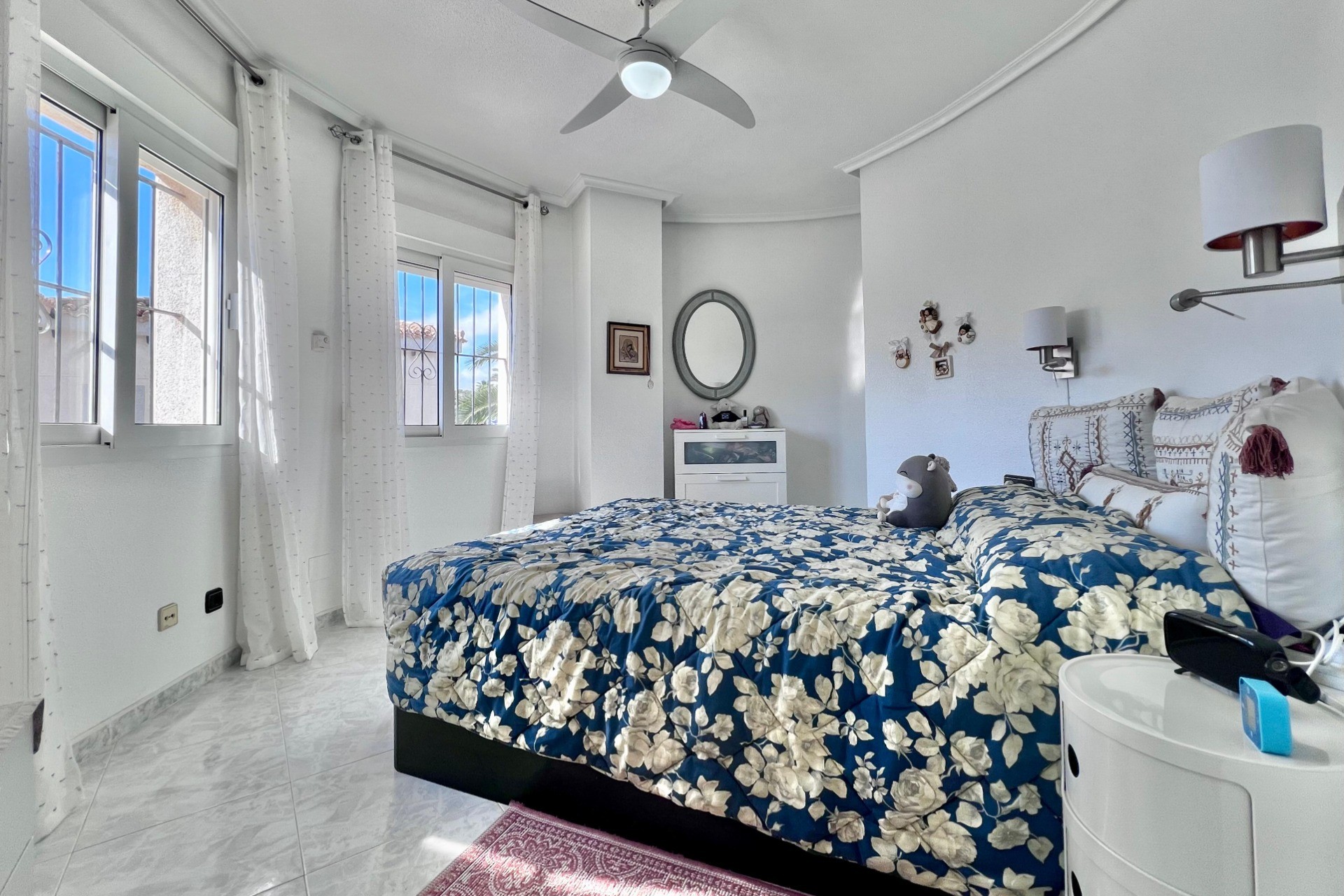 Resale - Villa -
Orihuela Costa - La Zenia