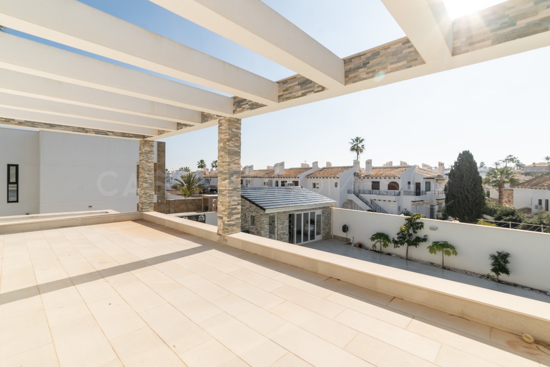 Resale - Villa -
Orihuela Costa - La Zenia