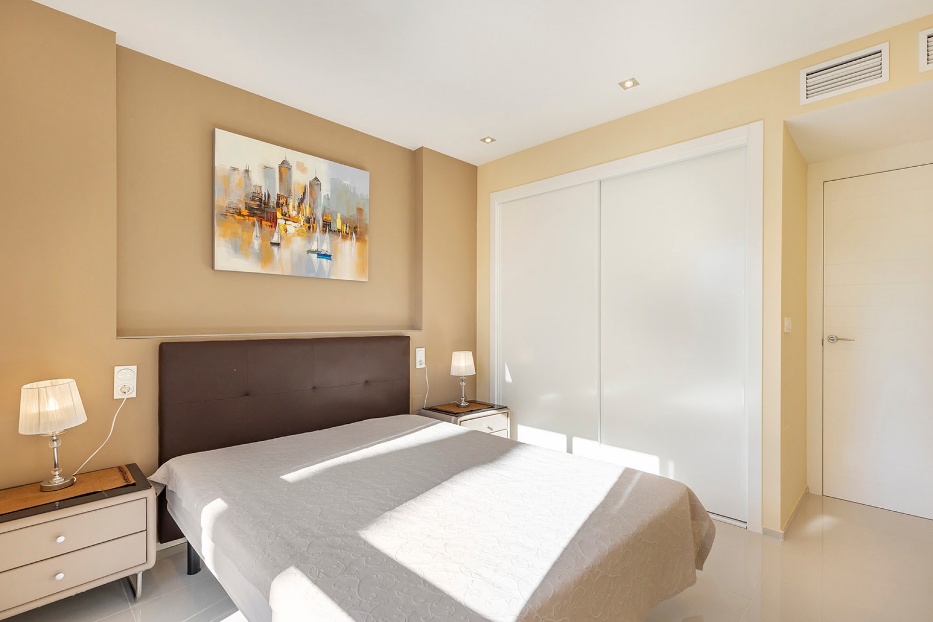 Resale - Villa -
Orihuela Costa - La Zenia