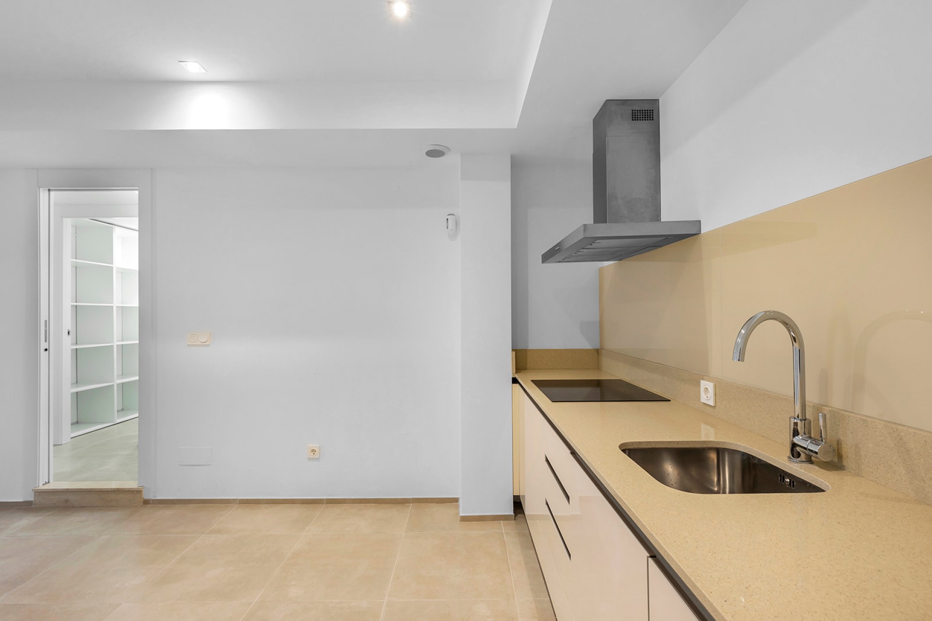 Resale - Villa -
Orihuela Costa - La Zenia