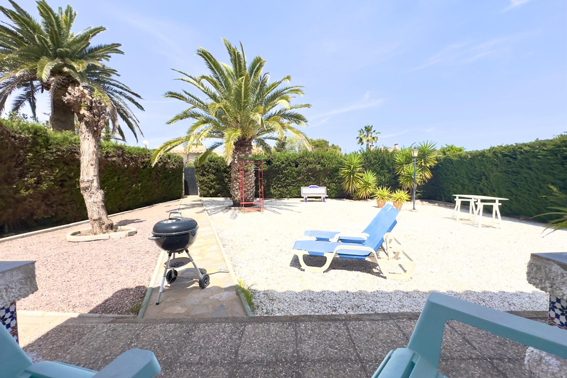 Resale - Villa -
Orihuela Costa - La Zenia