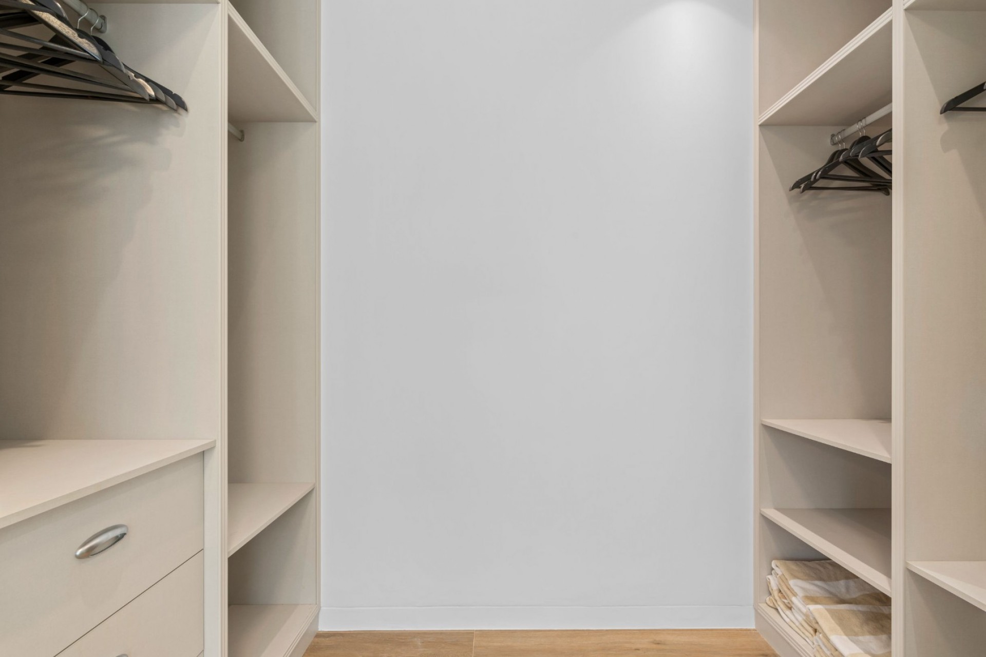 Resale - Villa -
Orihuela Costa - Las Colinas golf