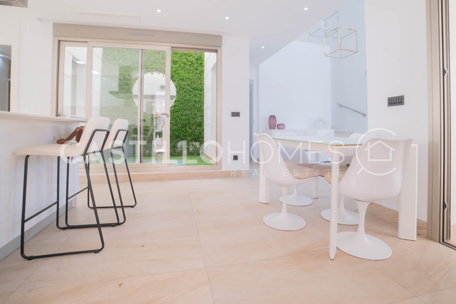 Resale - Villa -
Orihuela Costa - Las Filipinas