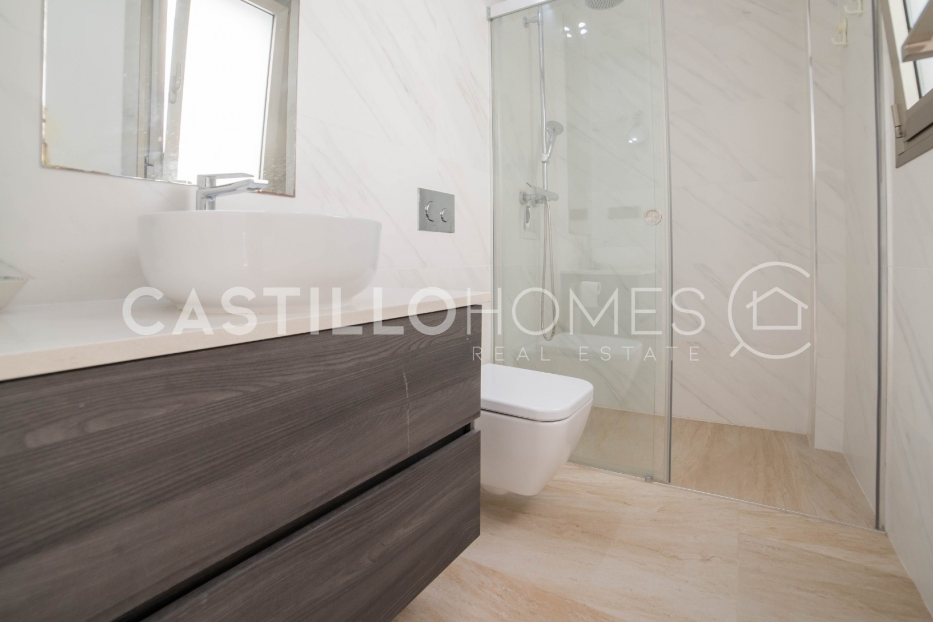 Resale - Villa -
Orihuela Costa - Las Filipinas